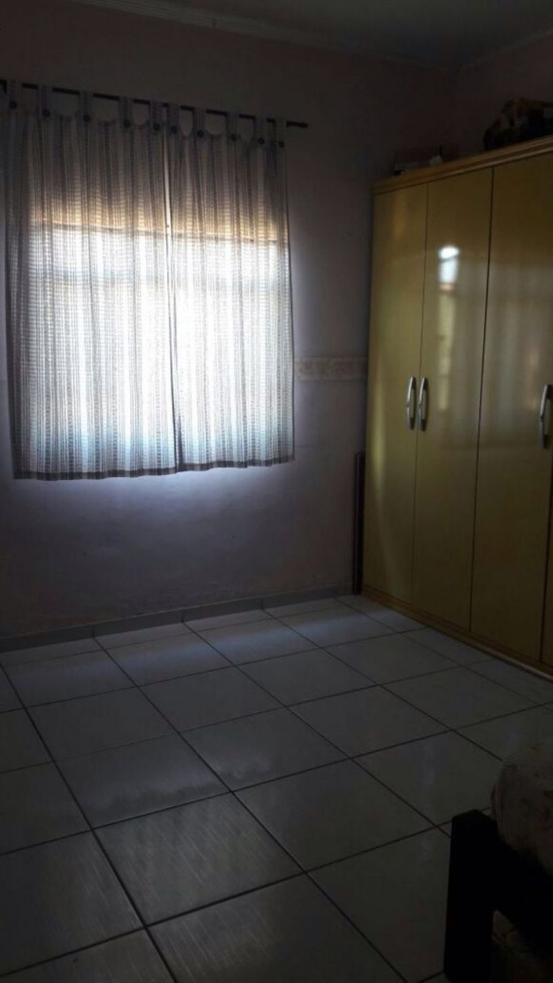 Casa à venda com 4 quartos, 300m² - Foto 8