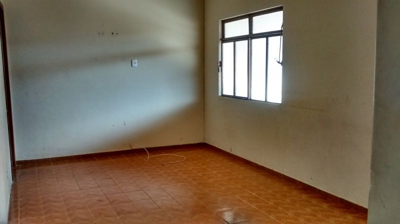 Casa à venda com 4 quartos, 450m² - Foto 8