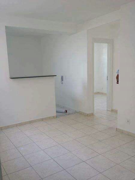 Apartamento à venda com 2 quartos, 52m² - Foto 2