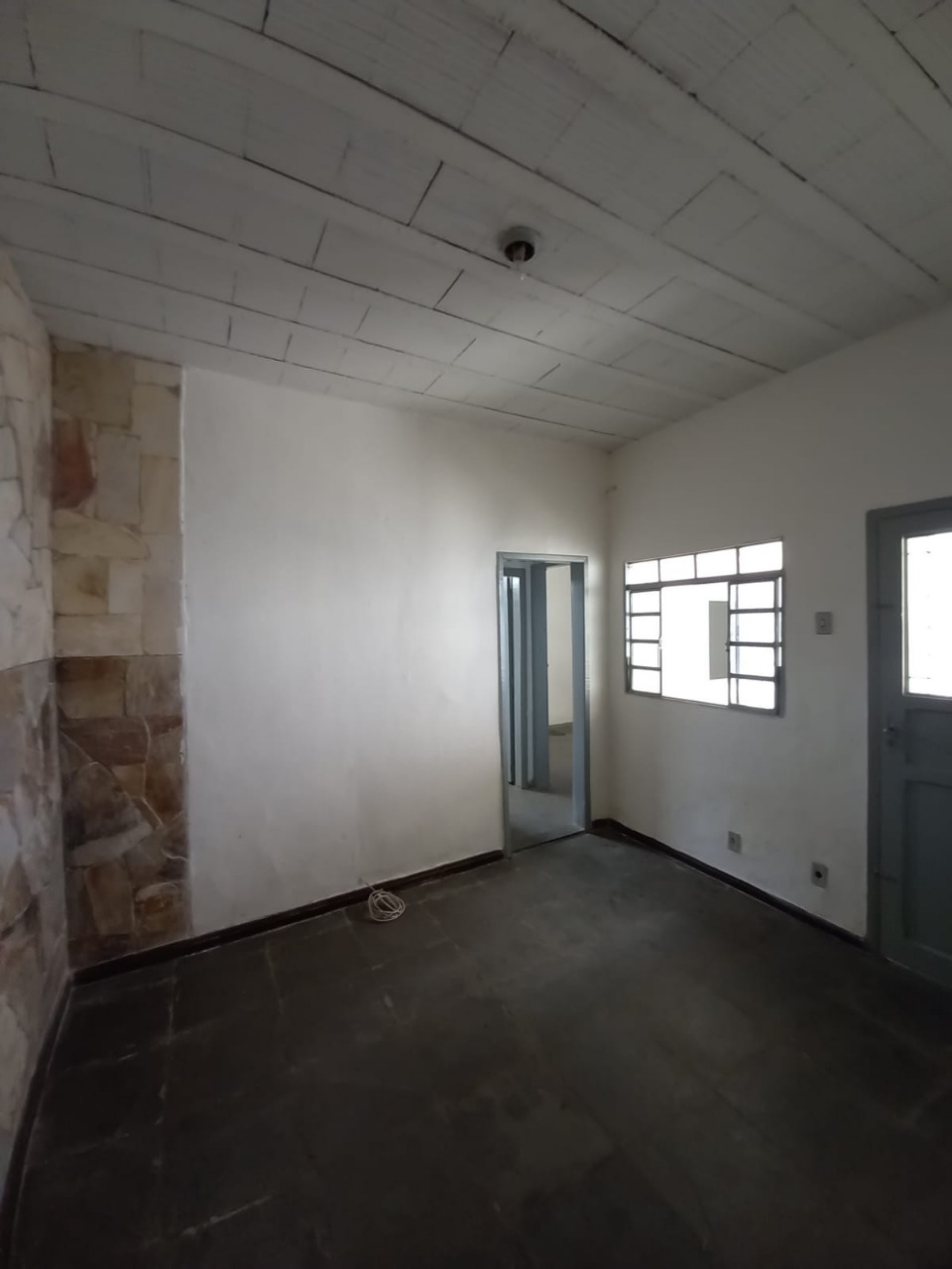 Casa à venda com 3 quartos, 360m² - Foto 8