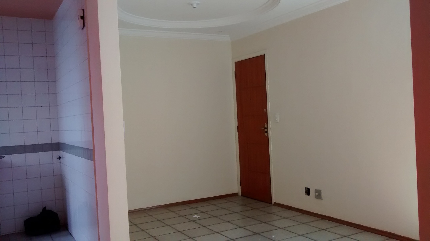 Apartamento à venda com 3 quartos, 74m² - Foto 2