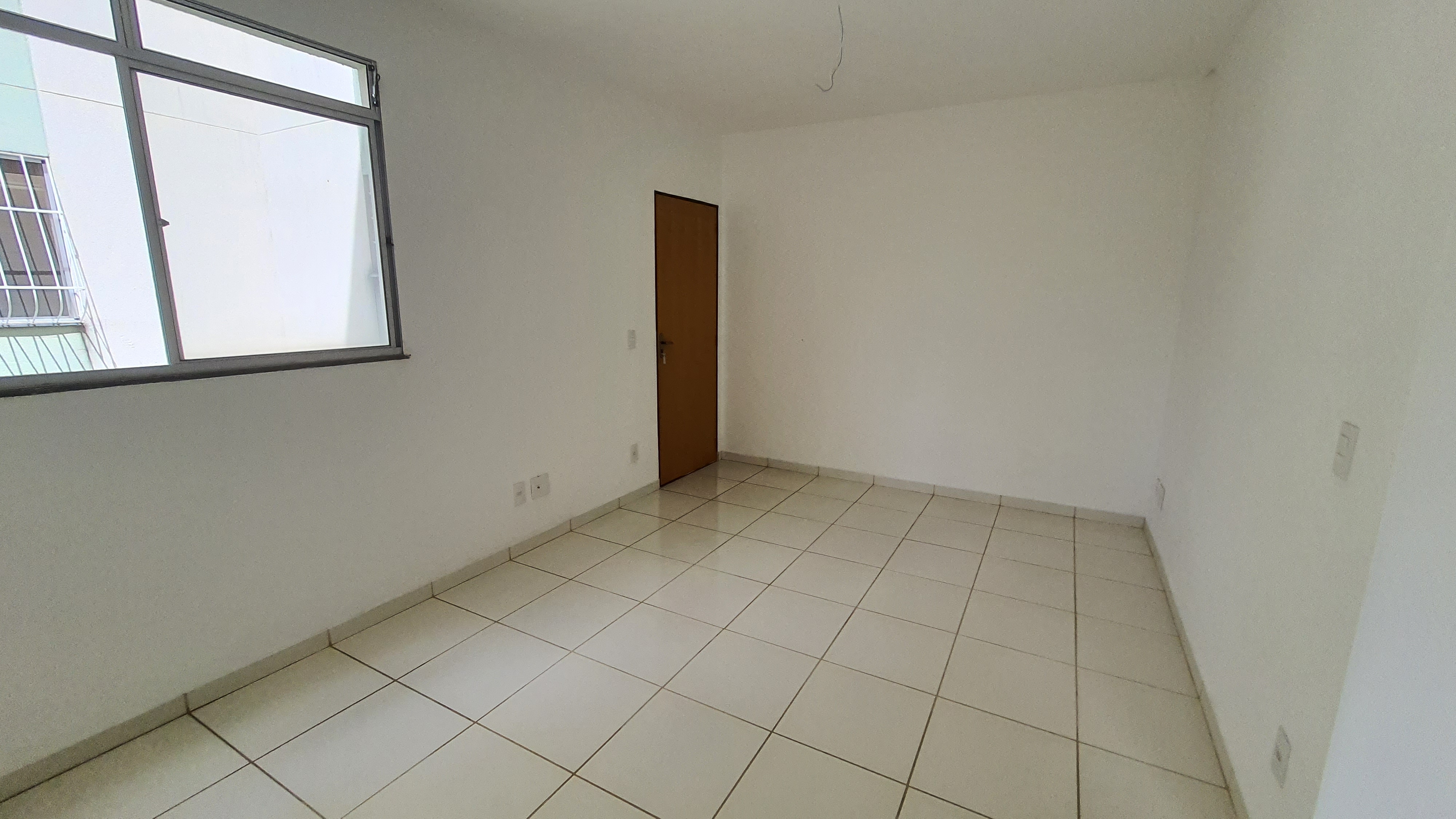 Apartamento à venda com 2 quartos, 45m² - Foto 2