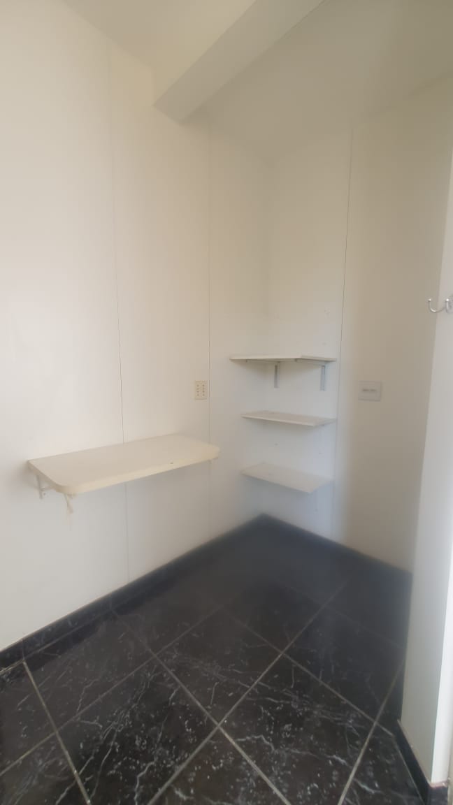 Apartamento à venda com 3 quartos, 80m² - Foto 9