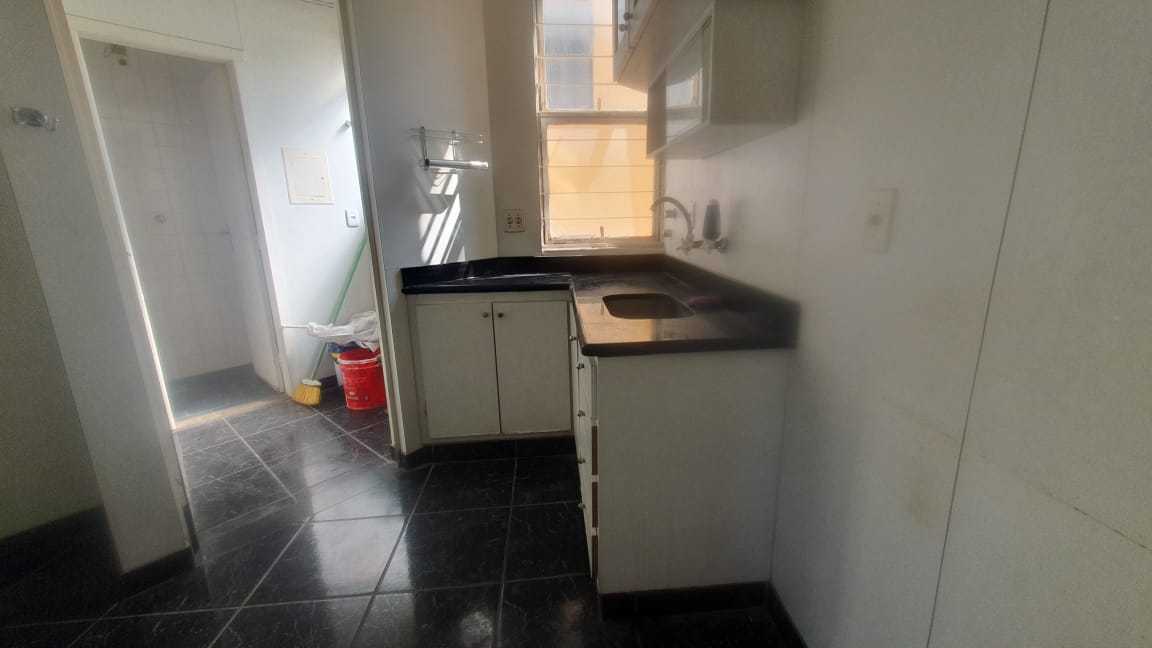 Apartamento à venda com 3 quartos, 80m² - Foto 5