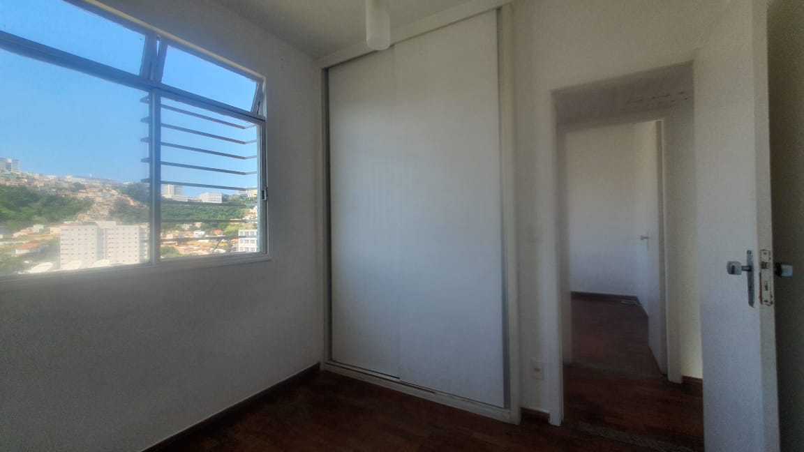 Apartamento à venda com 3 quartos, 80m² - Foto 15