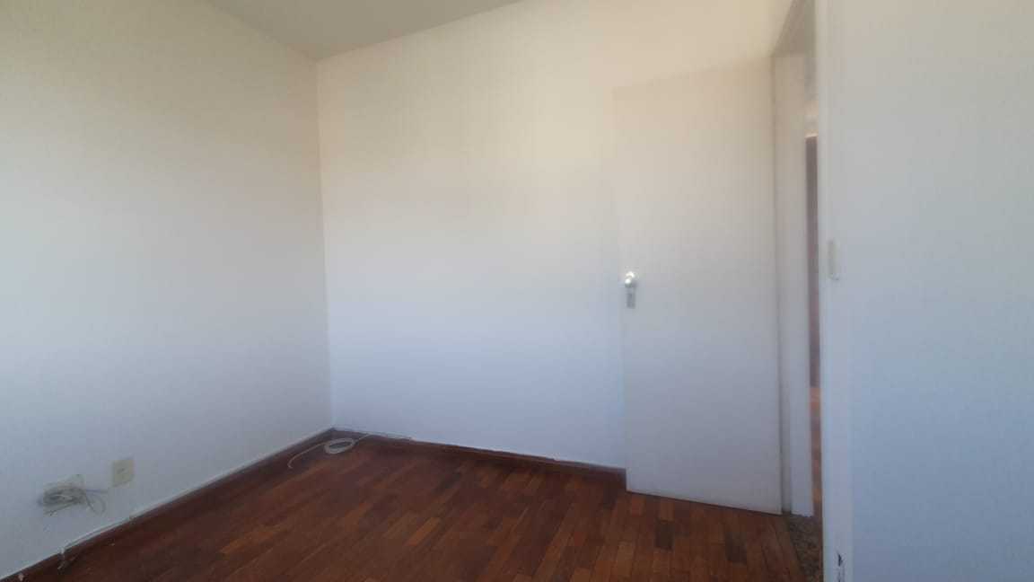 Apartamento à venda com 3 quartos, 80m² - Foto 17