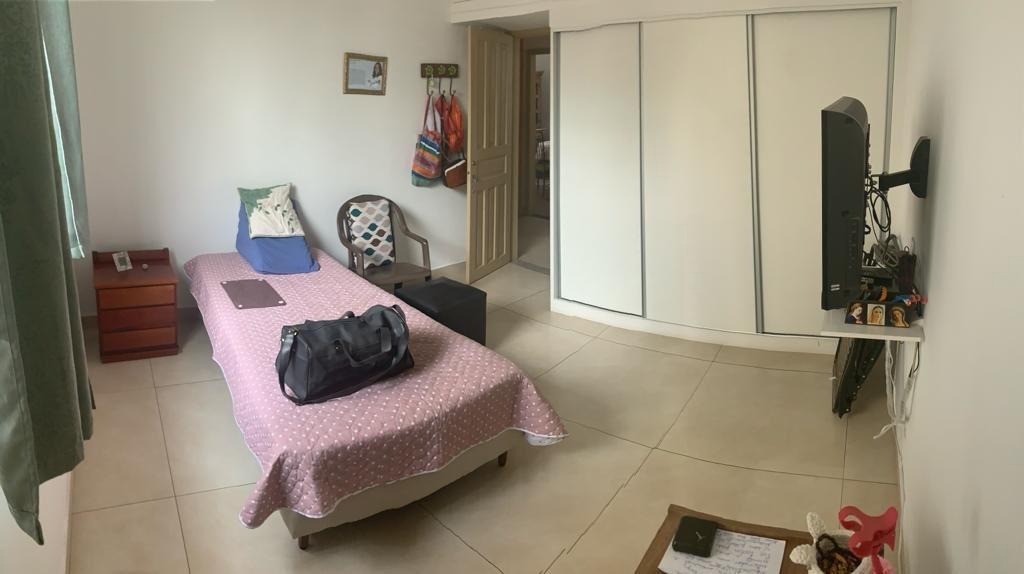 Casa à venda com 4 quartos, 219m² - Foto 4