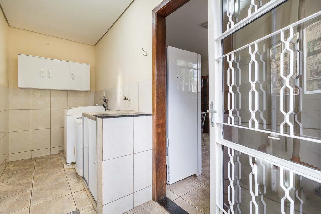 Casa à venda com 5 quartos, 320m² - Foto 18