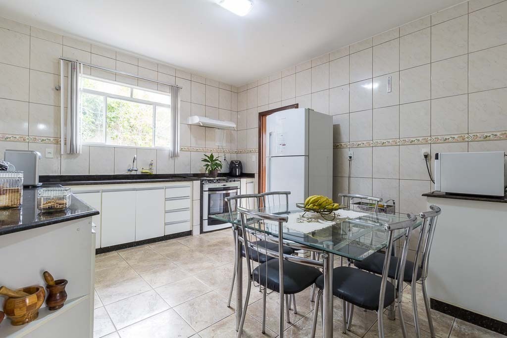 Casa à venda com 5 quartos, 320m² - Foto 22