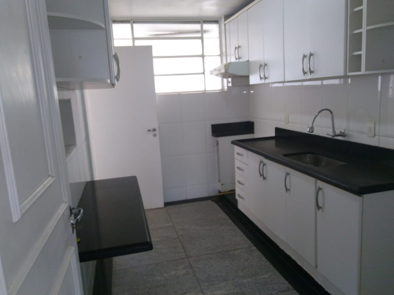 Apartamento à venda com 4 quartos, 180m² - Foto 15