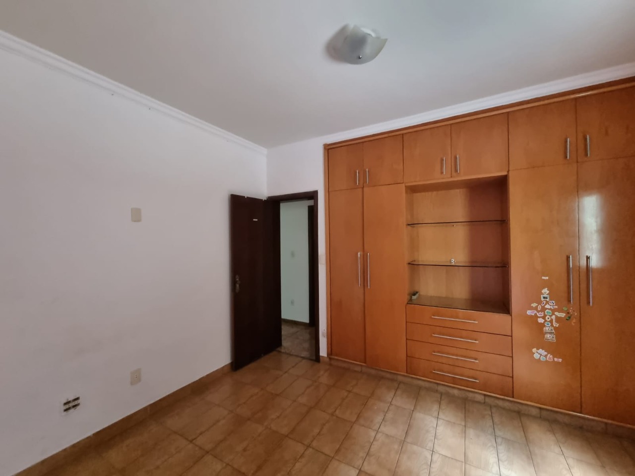 Casa à venda com 4 quartos, 300m² - Foto 18