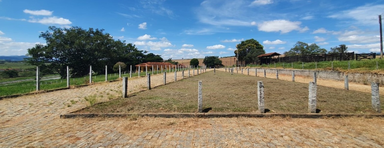 Chácara à venda com 4 quartos, 920000m² - Foto 21