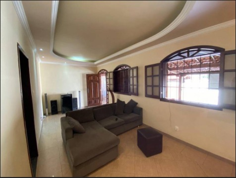 Casa à venda com 3 quartos, 200m² - Foto 3