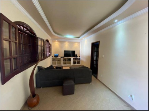 Casa à venda com 3 quartos, 200m² - Foto 4