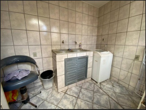 Casa à venda com 3 quartos, 200m² - Foto 17