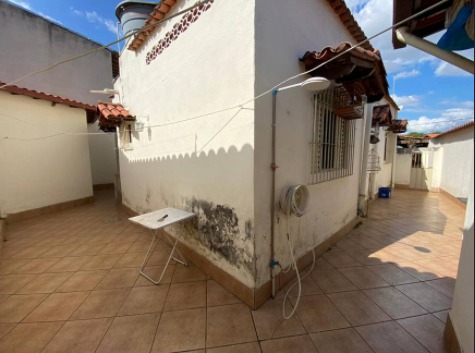 Casa à venda com 3 quartos, 200m² - Foto 18