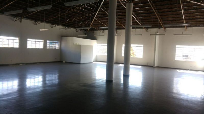 Conjunto Comercial-Sala à venda com 10 quartos, 368m² - Foto 3