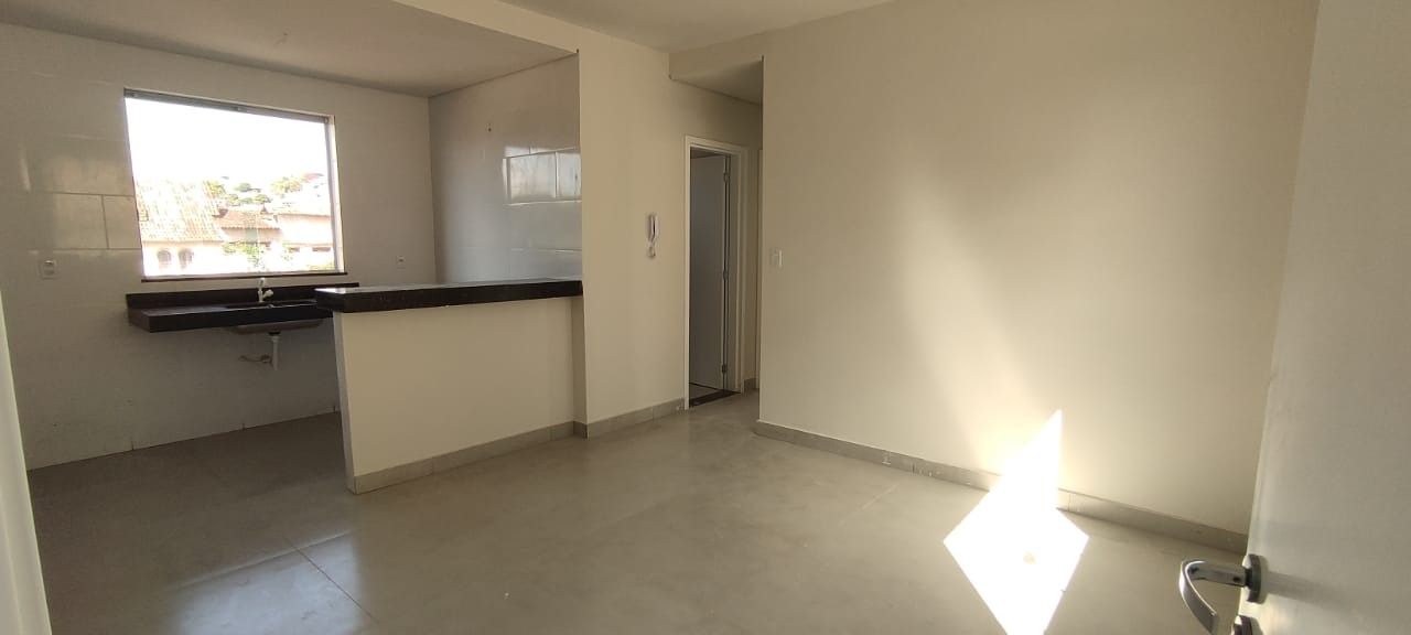 Apartamento à venda com 2 quartos, 60m² - Foto 3