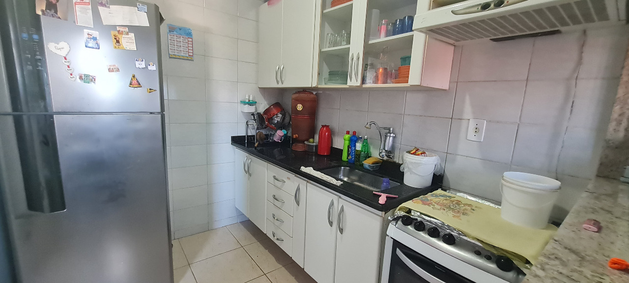 Apartamento à venda com 2 quartos, 70m² - Foto 8