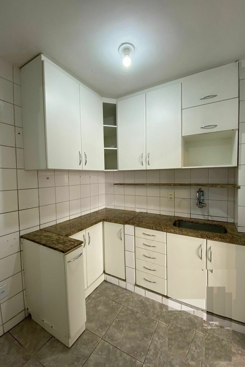 Apartamento à venda com 2 quartos, 72m² - Foto 12