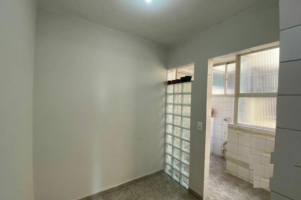 Apartamento à venda com 2 quartos, 72m² - Foto 13