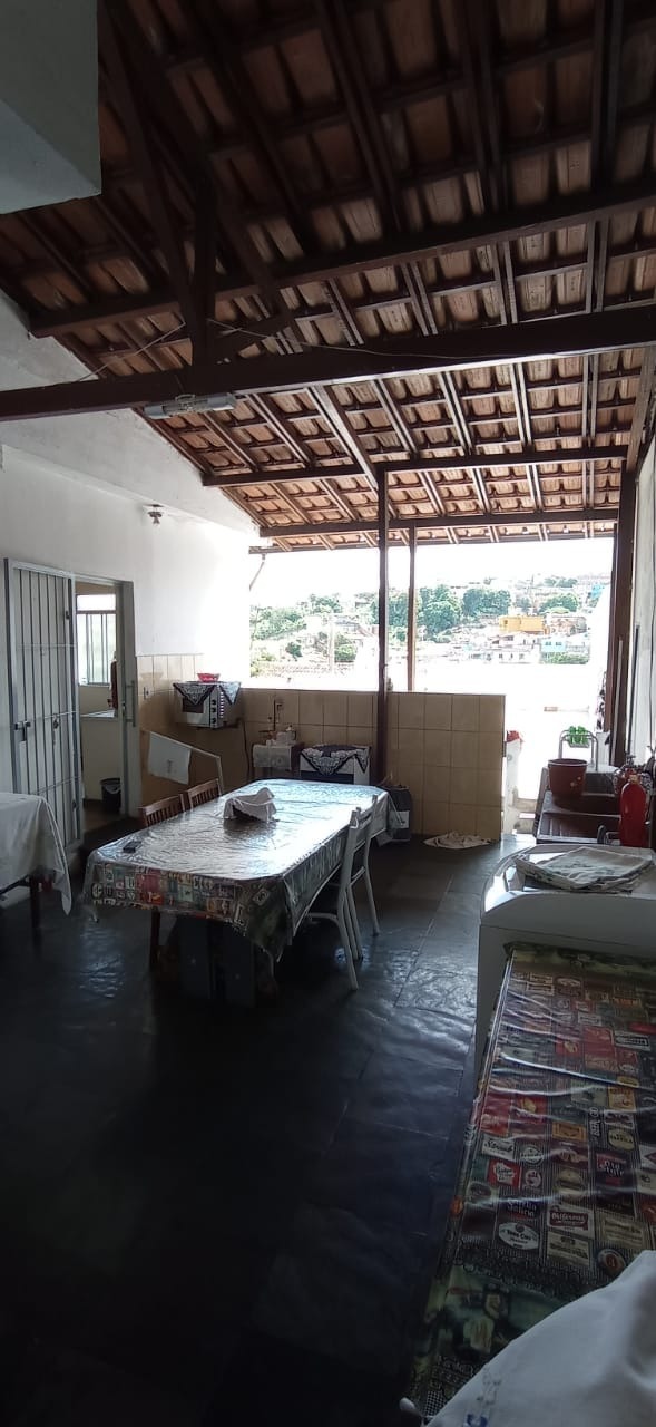 Casa à venda com 3 quartos, 229m² - Foto 17