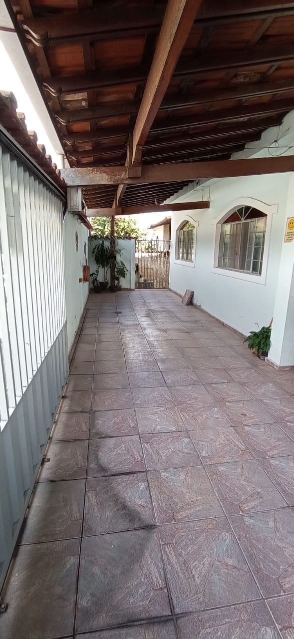 Casa à venda com 3 quartos, 229m² - Foto 14