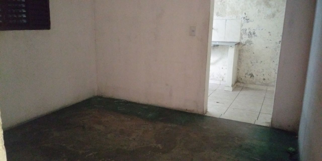 Casa à venda com 3 quartos, 180m² - Foto 8