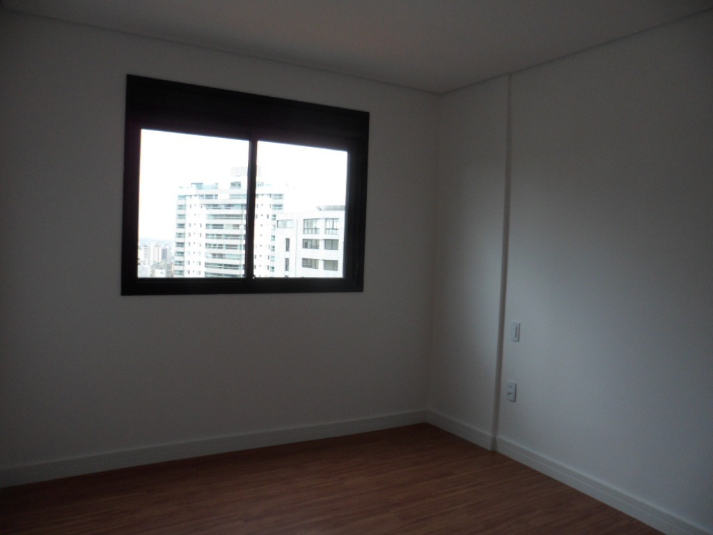 Cobertura à venda com 4 quartos, 260m² - Foto 24