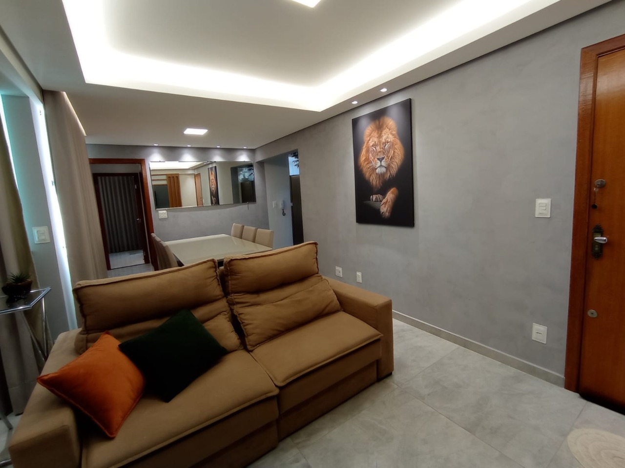 Apartamento à venda com 3 quartos, 96m² - Foto 1