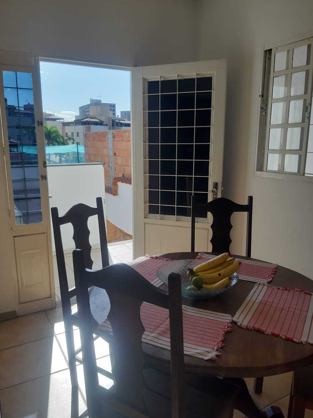 Casa à venda com 3 quartos, 140m² - Foto 8