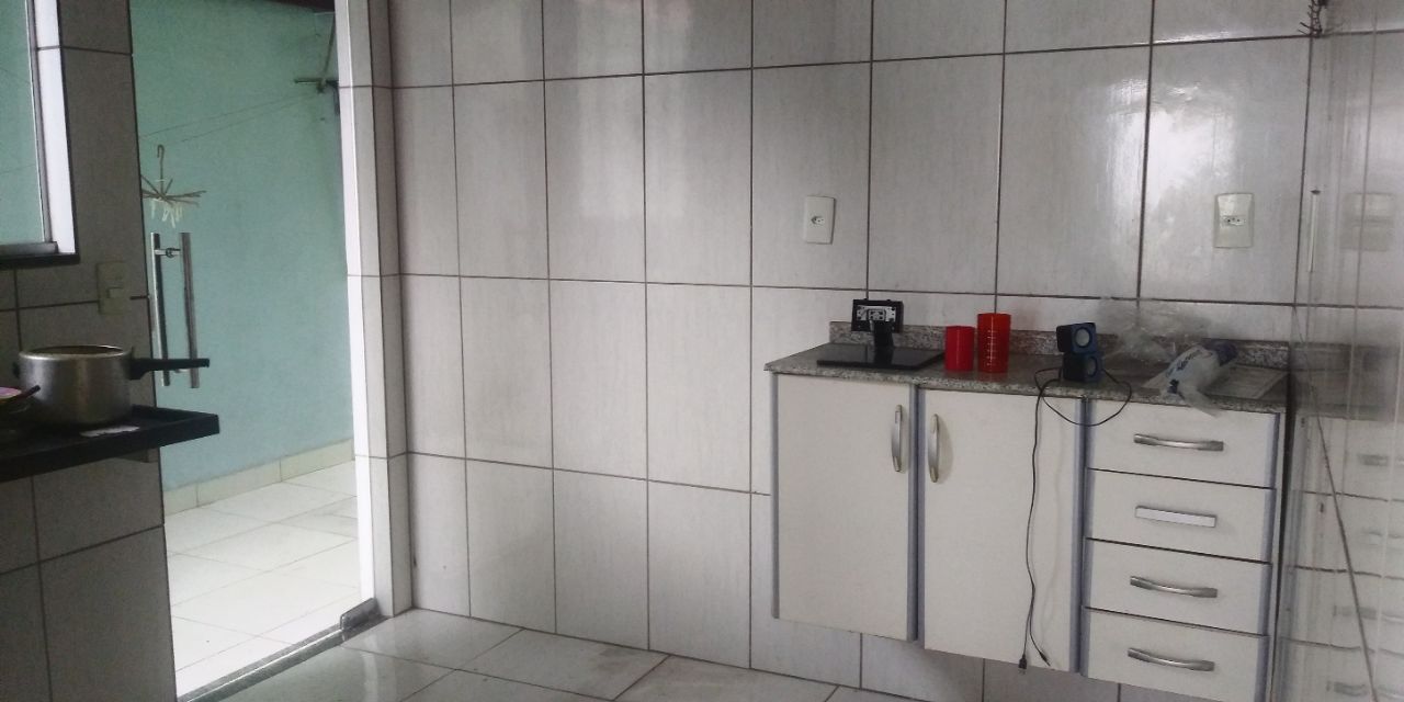 Casa à venda com 4 quartos, 120m² - Foto 5