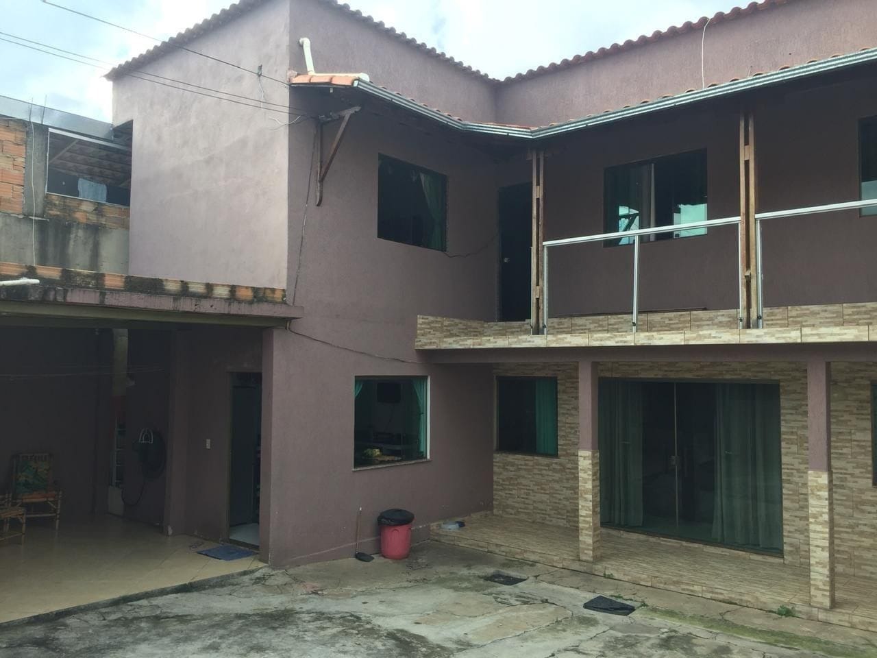 Casa à venda com 4 quartos, 360m² - Foto 1