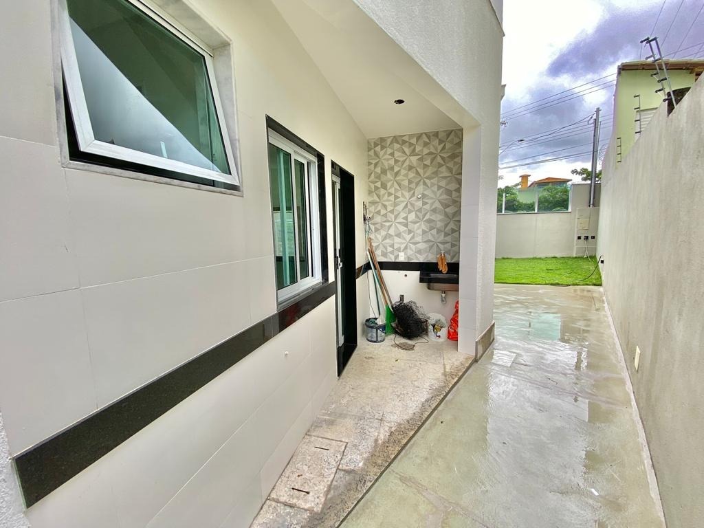 Casa à venda com 3 quartos, 180m² - Foto 5