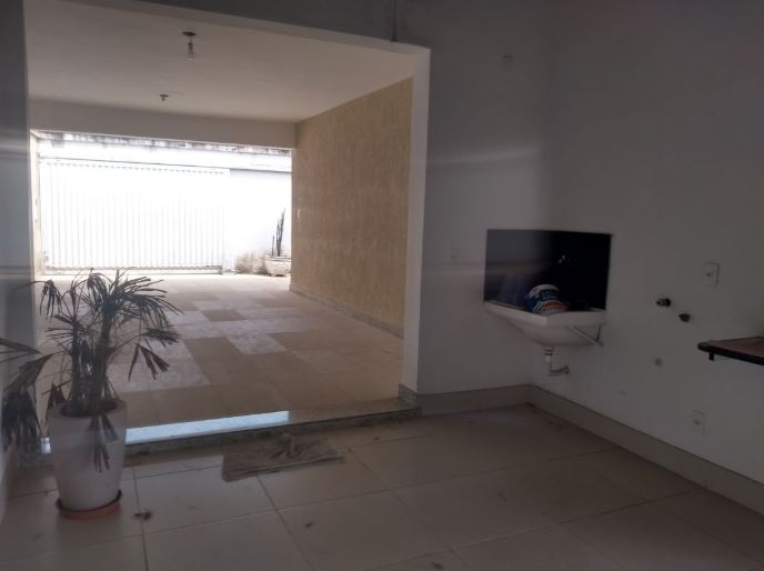 Casa à venda com 3 quartos, 240m² - Foto 5