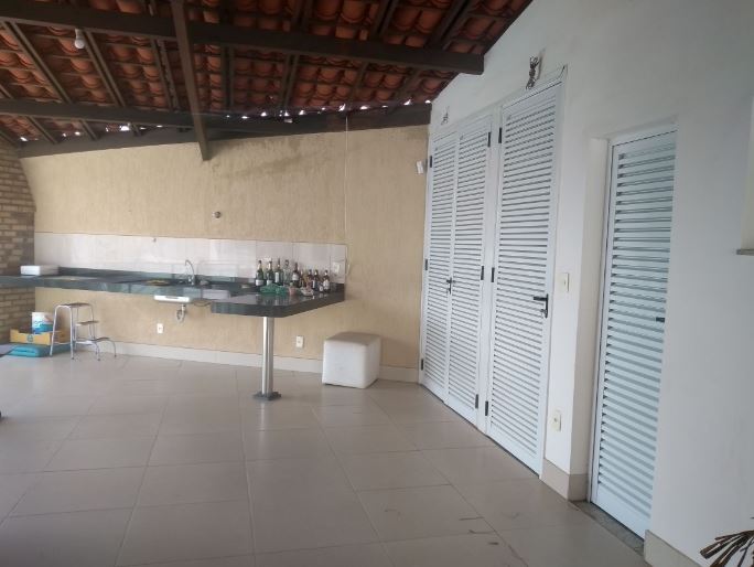 Casa à venda com 3 quartos, 240m² - Foto 12