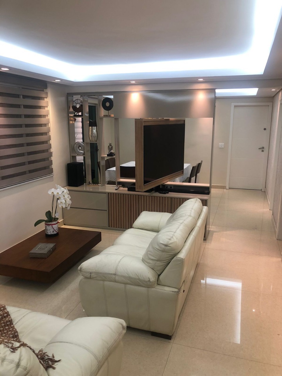 Apartamento à venda com 4 quartos, 177m² - Foto 2