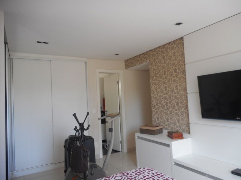 Apartamento à venda com 4 quartos, 177m² - Foto 15