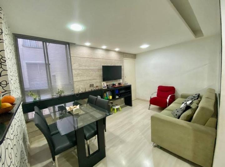 Apartamento à venda com 2 quartos, 45m² - Foto 2