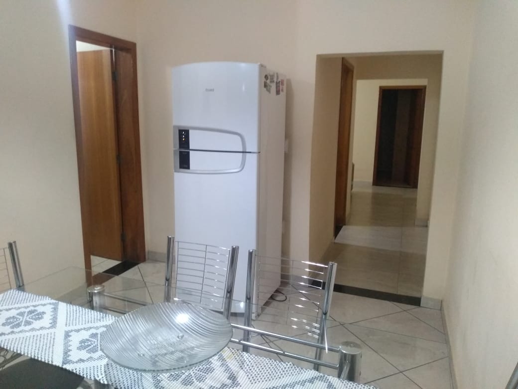 Casa à venda com 2 quartos, 180m² - Foto 10