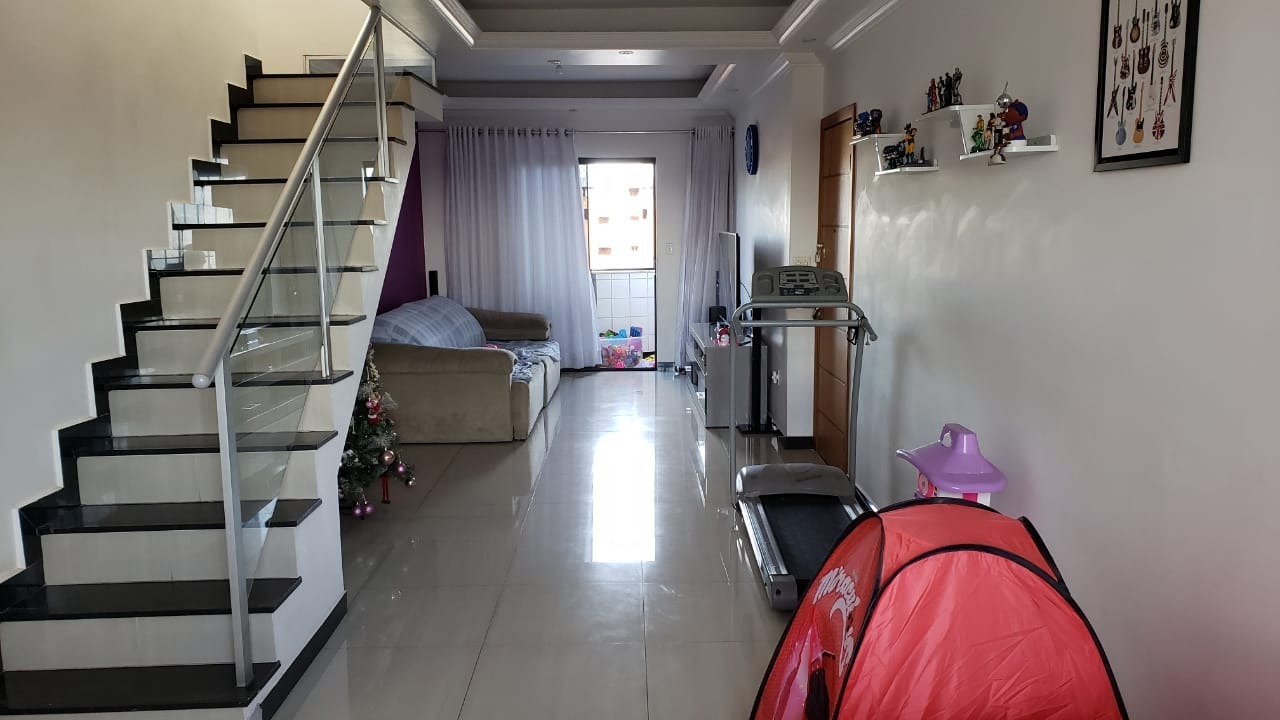 Cobertura à venda com 4 quartos, 215m² - Foto 2