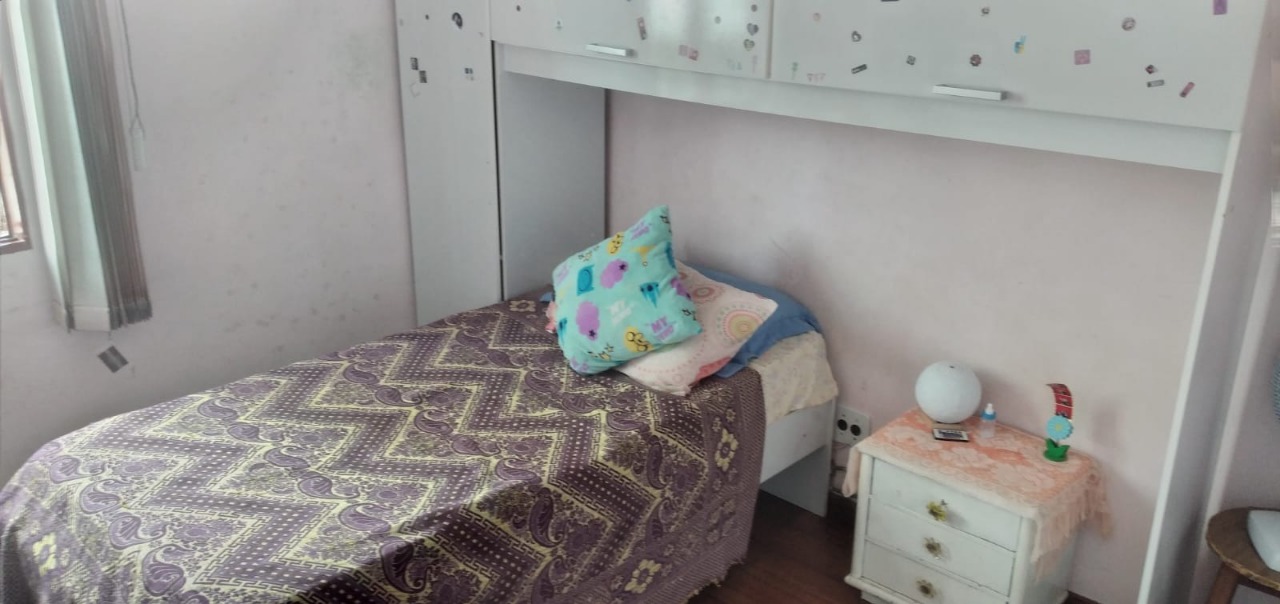 Apartamento à venda com 3 quartos, 90m² - Foto 4