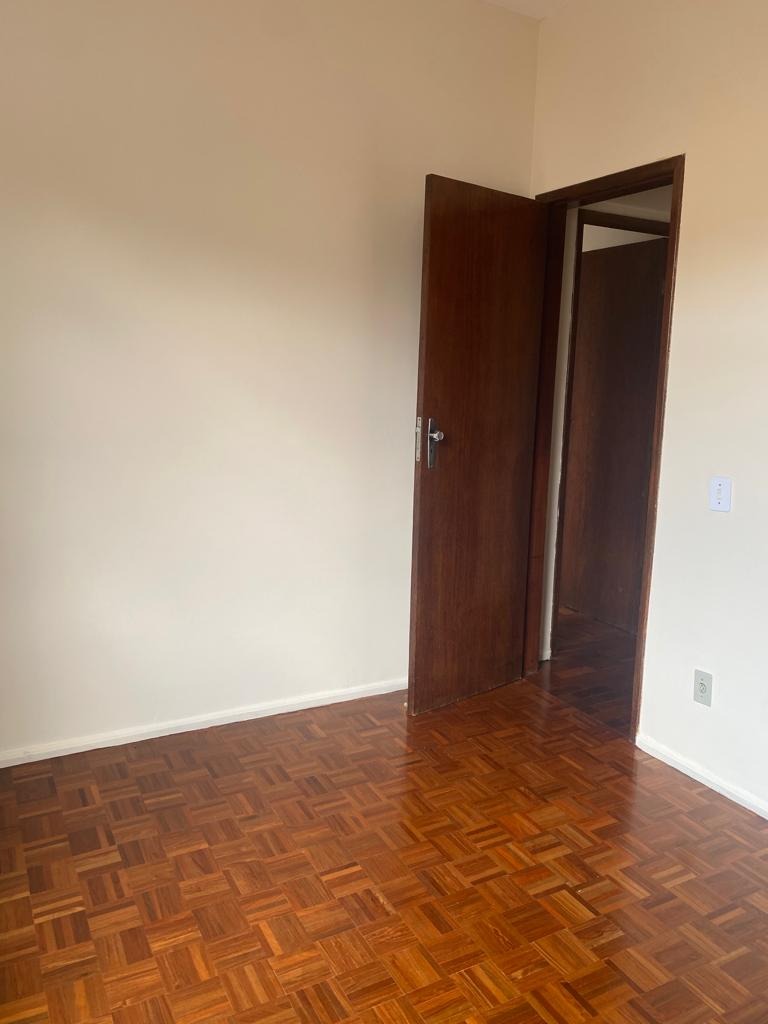 Apartamento para alugar com 2 quartos, 70m² - Foto 17