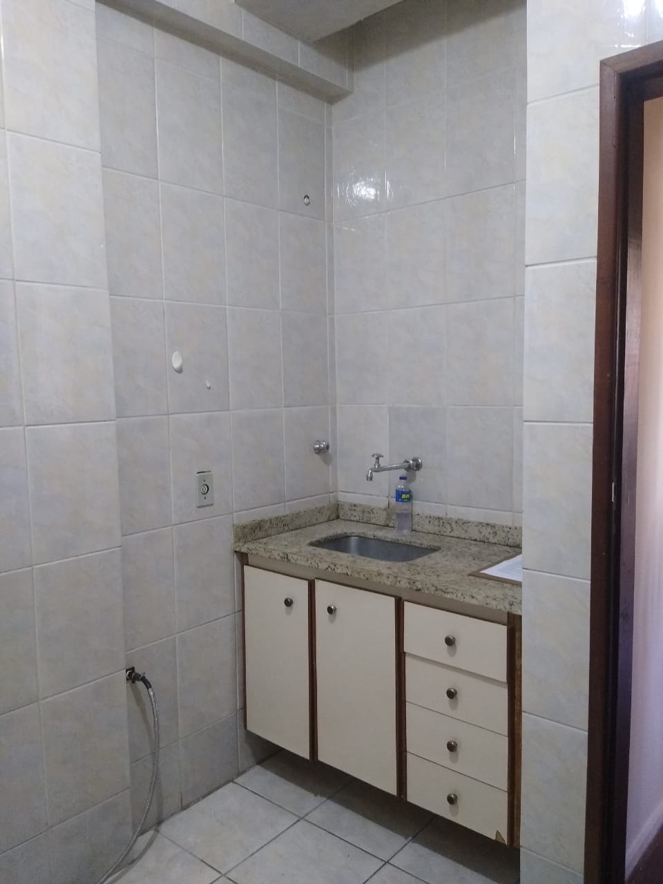 Apartamento para alugar com 2 quartos, 70m² - Foto 6