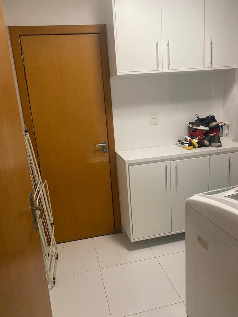 Apartamento à venda com 3 quartos, 170m² - Foto 5