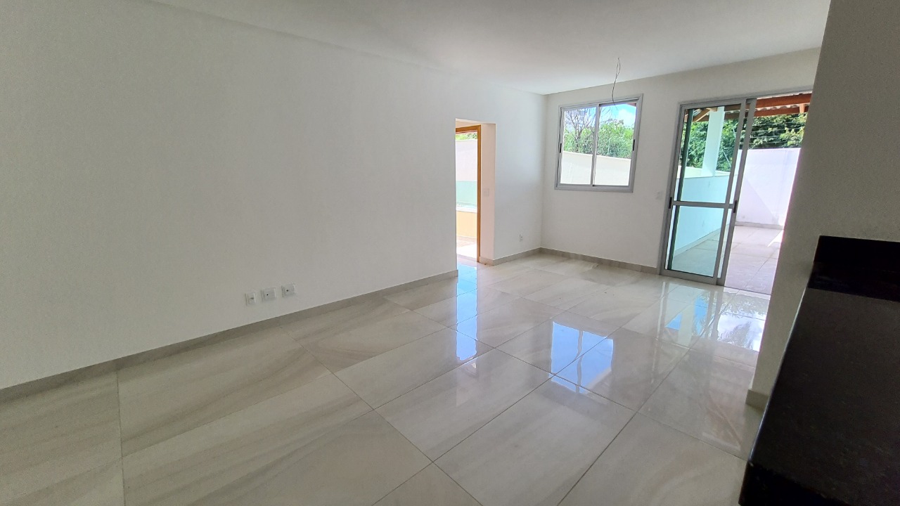 Casa à venda com 3 quartos, 153m² - Foto 3