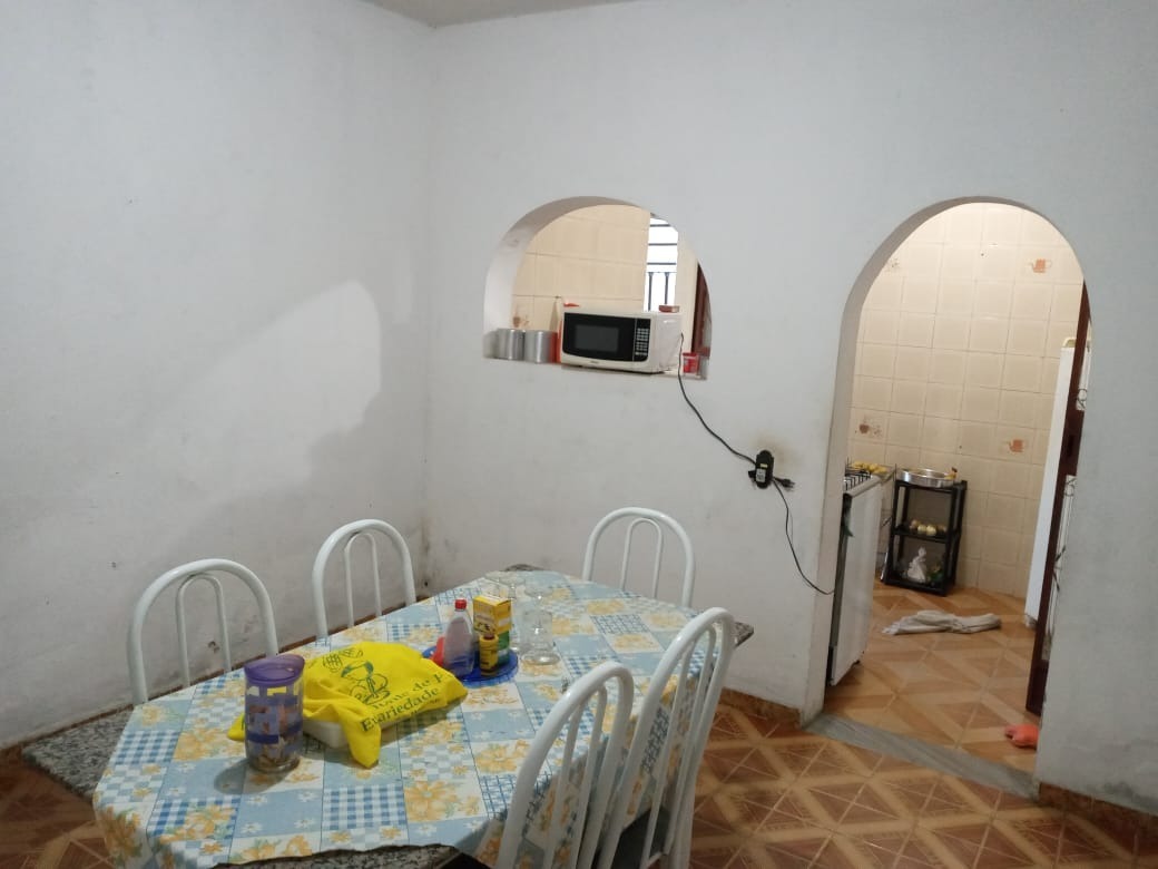 Casa à venda com 3 quartos, 300m² - Foto 6