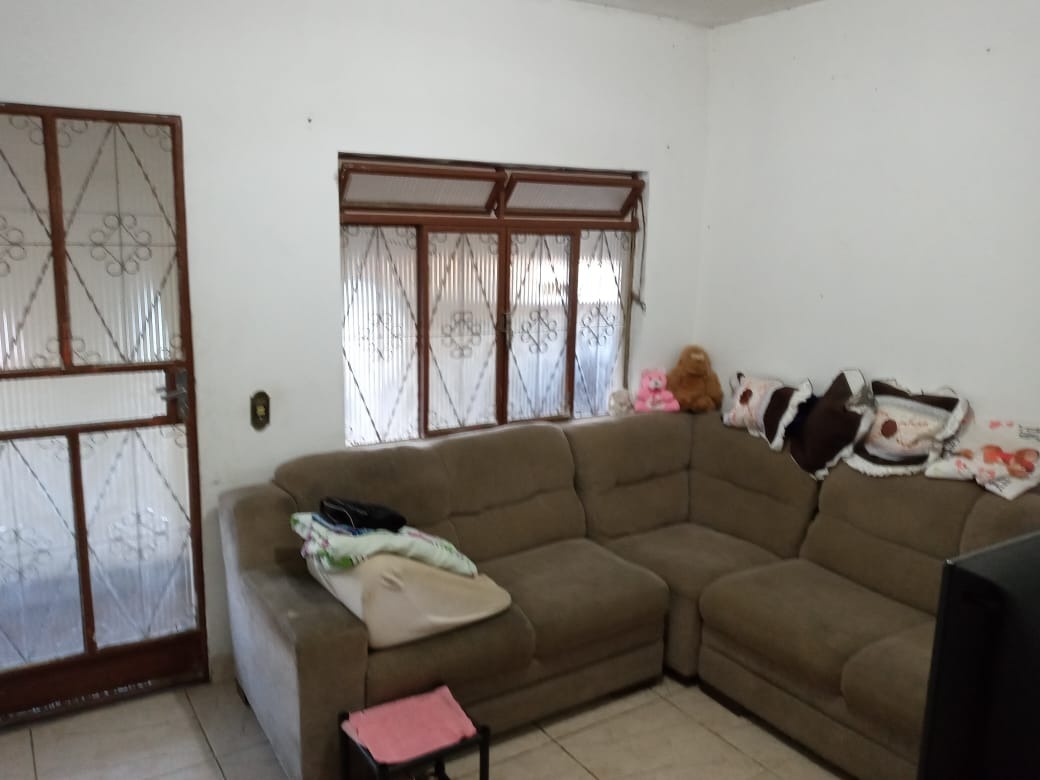 Casa à venda com 3 quartos, 300m² - Foto 4