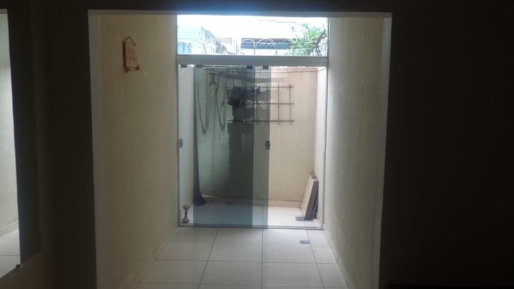 Apartamento à venda com 2 quartos, 68m² - Foto 5