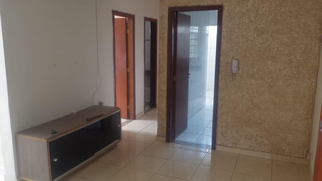 Apartamento à venda com 2 quartos, 68m² - Foto 3